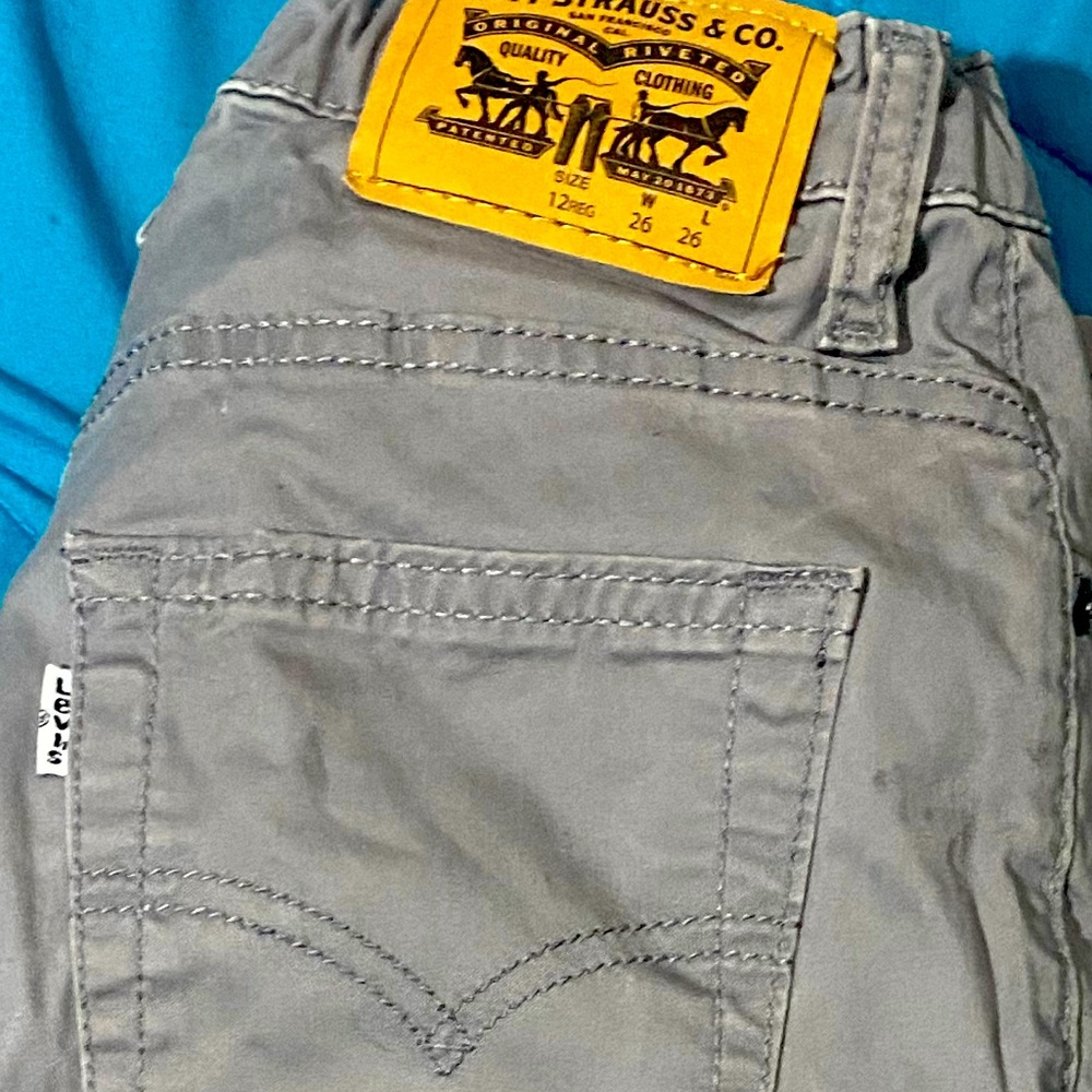 Levis size 12 boys 26x26 gray pants